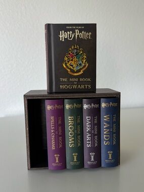 Harry Potter Mini Book Trunk Set by Insight Edition